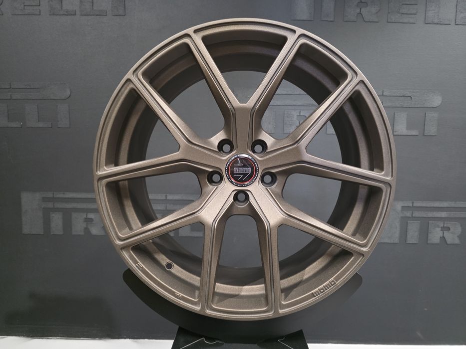 20цола 5x112 Audi,Mercedes,BMW- MOMO RF