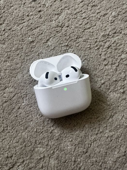 airpods 4 anc apple care