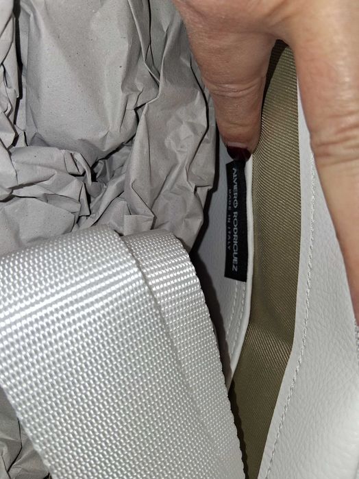 Дамска чанта Alviero RODRIGUEZ