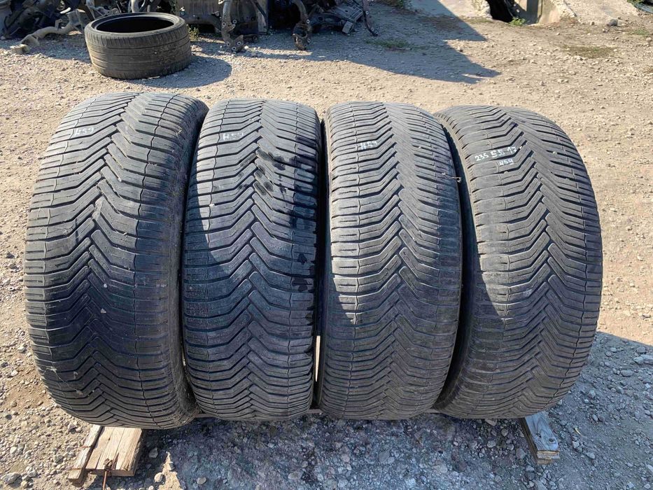 Зимни Гуми Michelin  235/55 R17 DOT 4718 ном 59