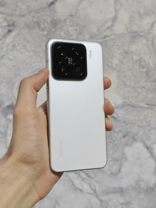 Xiaomi 15 в отличном состоянии