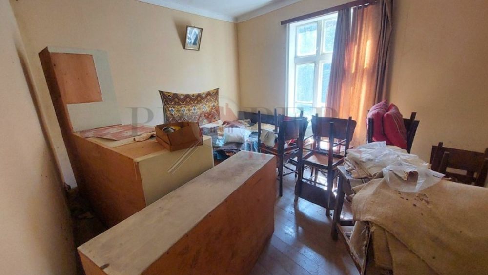 Продажба Къща гр. Габрово - с. Жълтеш 64m² и двор 910m²