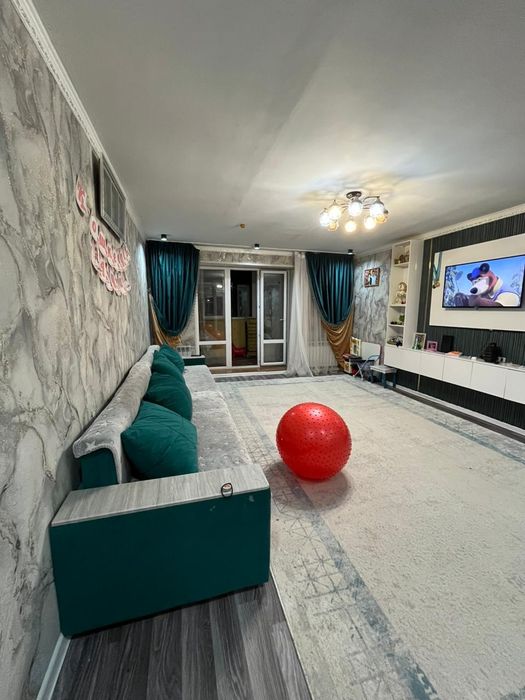 Продаю 3-х комнатную квартиру