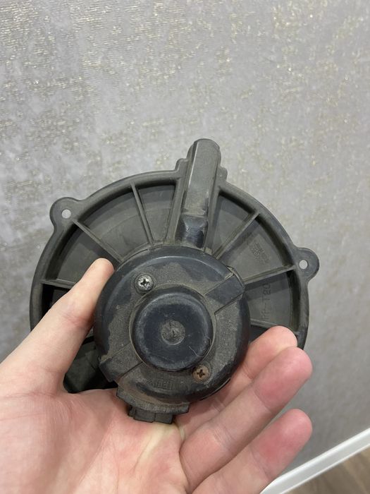 Продам мотор печки на KIA Spectra