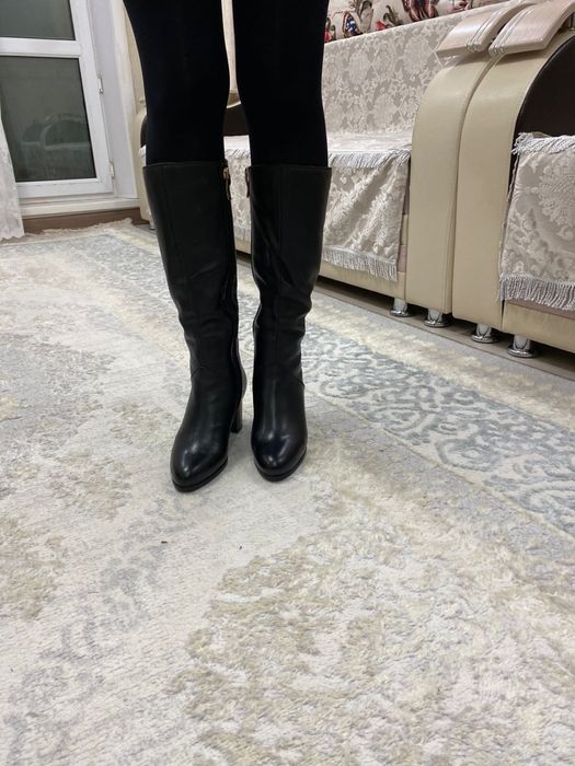 Зимние сапоги женские