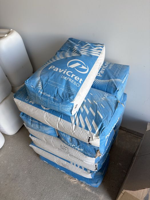 Vand saci de culoare pentru beton amprentat