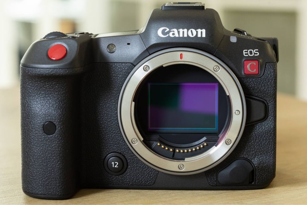 Canon R5 C — 8K кинокамера + 45 МП фото