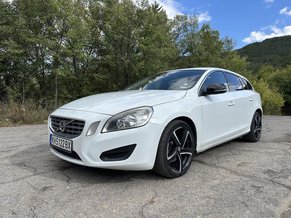 Volvo v60 2012 г.