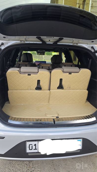 BYD Tang ev 730 km 7 mesta full