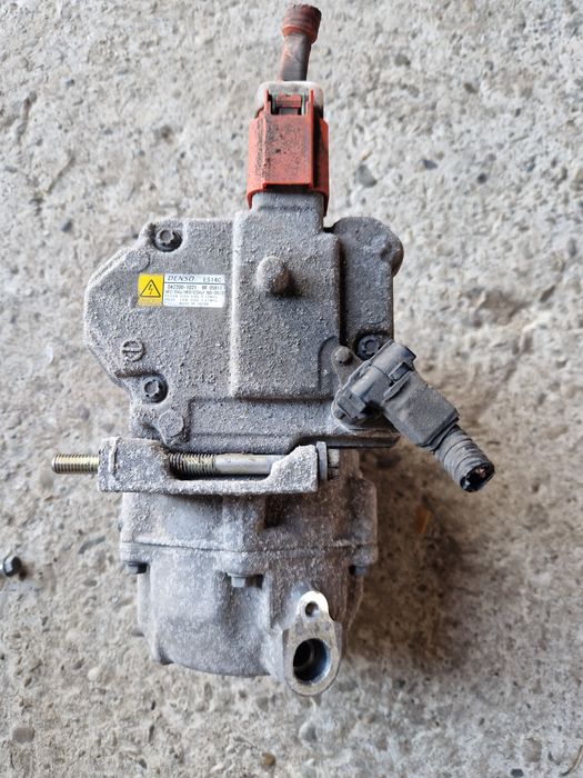 Compresor AC Toyota Prius Hybrid 2015