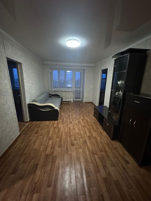 Продаётся квартира в центре пришахтинска