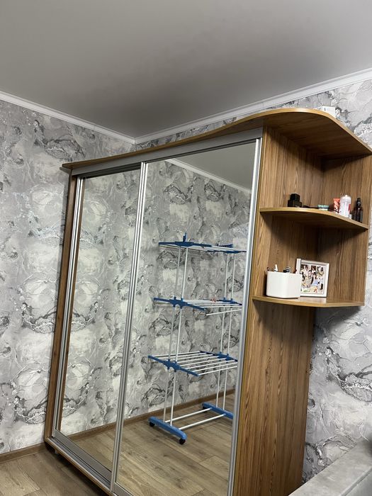 Продам шкаф купе состояние хорошее