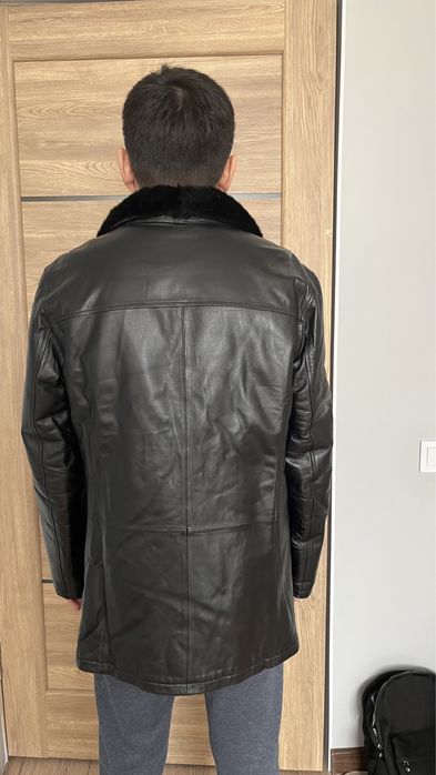 Продам мужскую дубленку