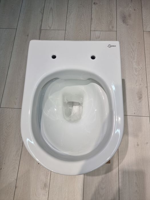 Продам унитаз и раковину