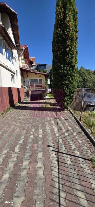 Vila cu 7 camere de vanzare in Busteni