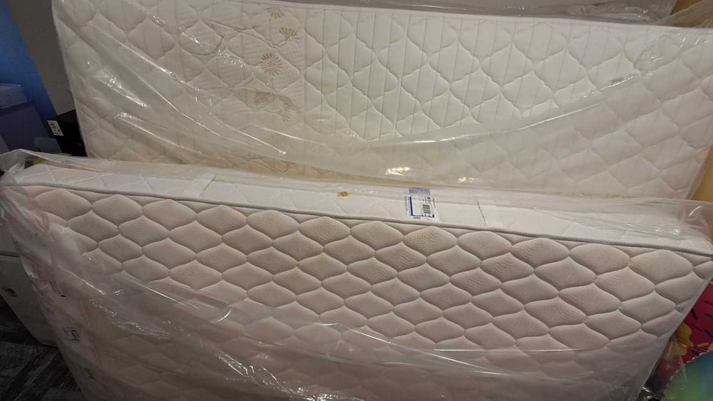 Продавам двулицев матрак Aruba Dream Memory Pocket 120/200см