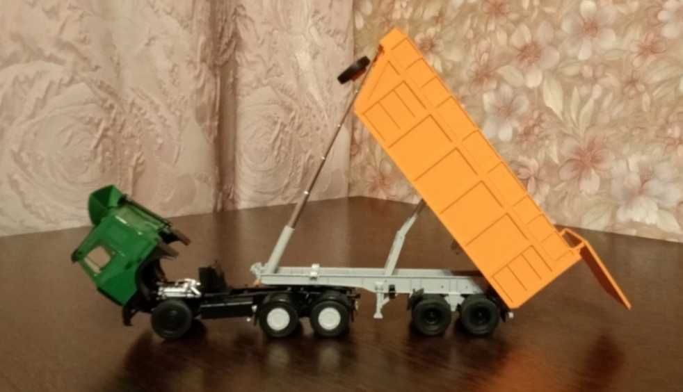 Моделька МАЗ 6422