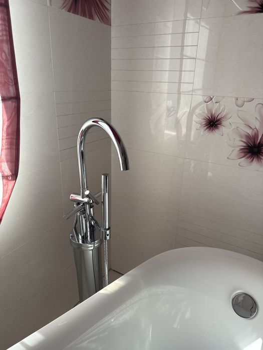 Продам мебель в ванную комнату