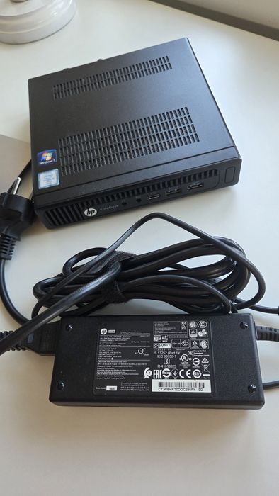 Monitor + MiniPC EliteDesk 800 G2 DM 65W