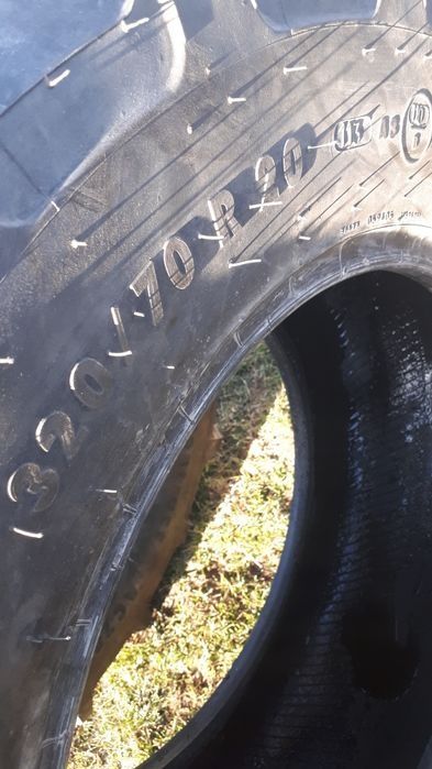 Anvelopa tractor  320/70R20  uzura 10%