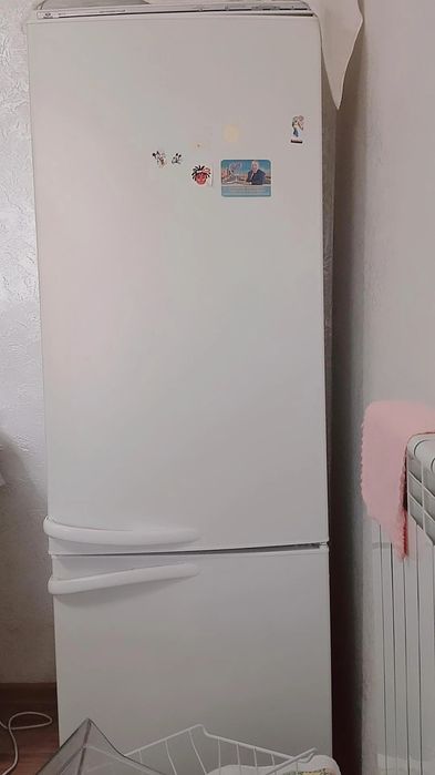 Продаётся б/у холодильник