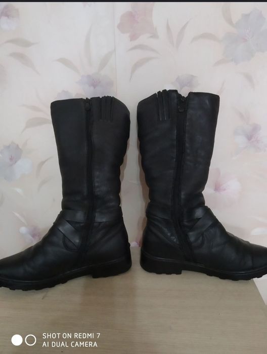 Сапоги женские кожаные с высоким голонищем