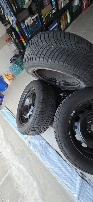 Гуми и джанти за Пежо. Размер 215 / 60 / 16 215
