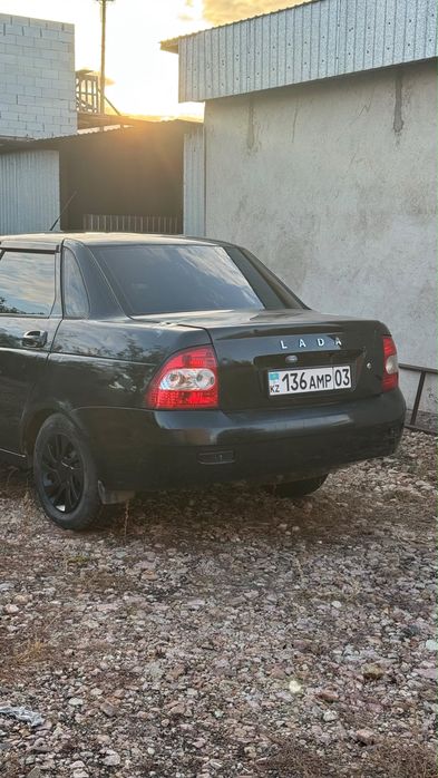 Лада Приора 2012