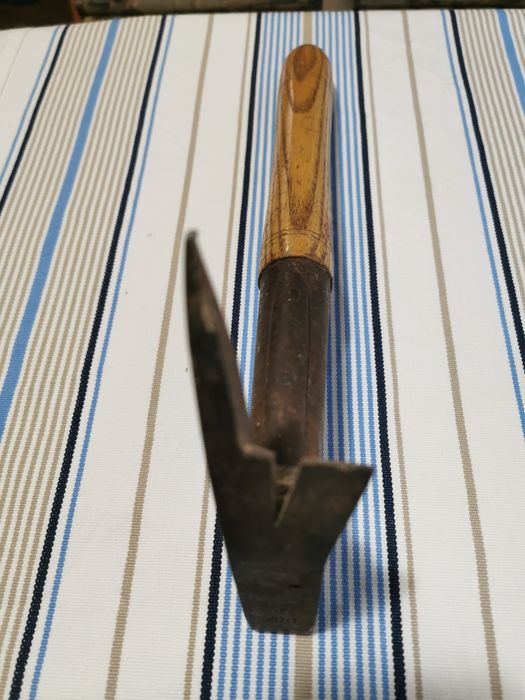 Ciocan vechi german forjat – OTTO DIEDRICH – 700 g – colecție