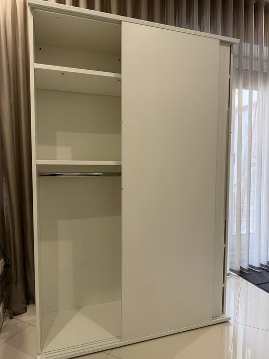 dulap Platsa Ikea cu usi glisante