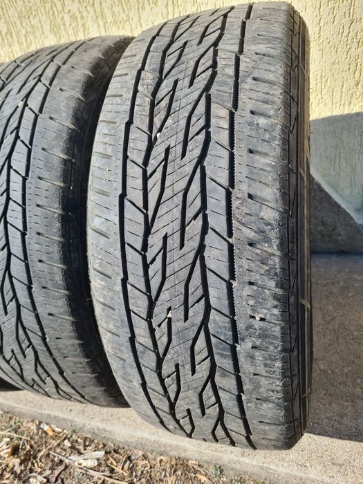 4 бр. всесезонни гуми 225/55/18 Continental 2x5,5 mm 2x4,5 mm DOT 1017