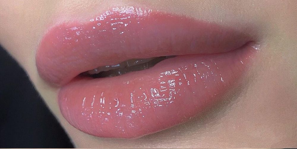 Растушевка бровей перманентный макияж бровей губ татуаж