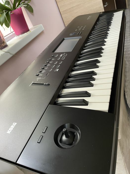Korg/Корг Nautilus 61 Синтезатор