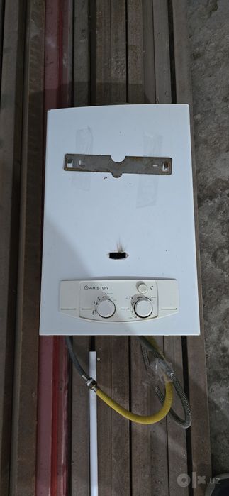 Ariston водонагреватель