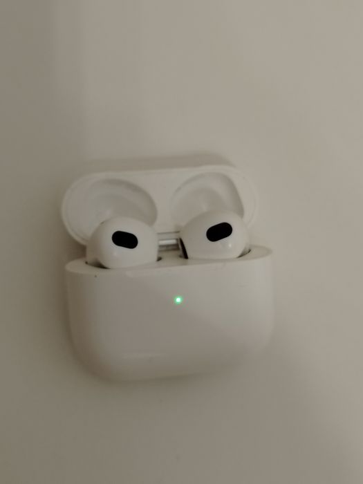 Продам airpods 3 в идеале!