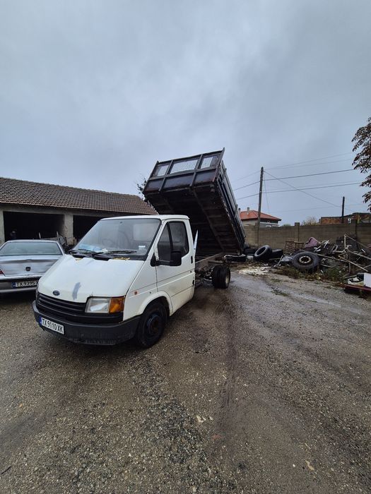 Самосвал Форд транзит