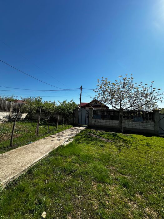 Casa spațioasă de vânzare