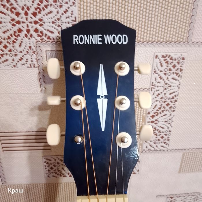 Гитара Ronnie wopd