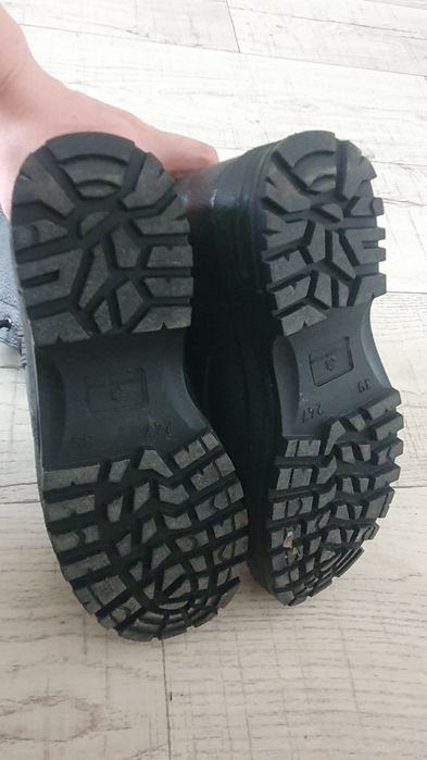 Берцы новые 39р.