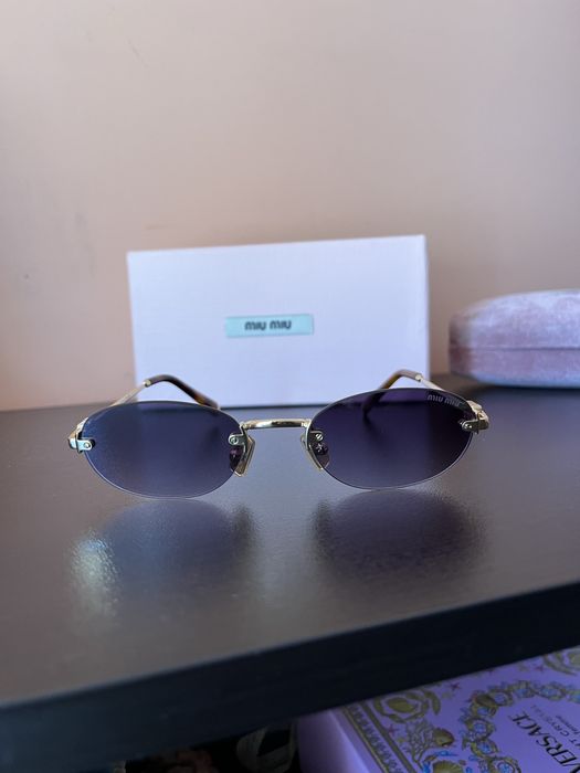 Оригинални слънчеви очила Miu miu