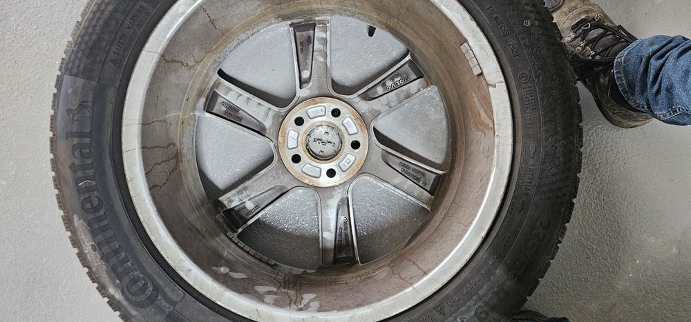 Продавам Гуми с джанти