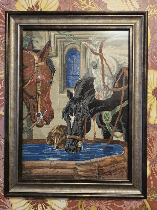 Гоблен "КОНЕ НА ВОДОПОЙ" DMC конци.