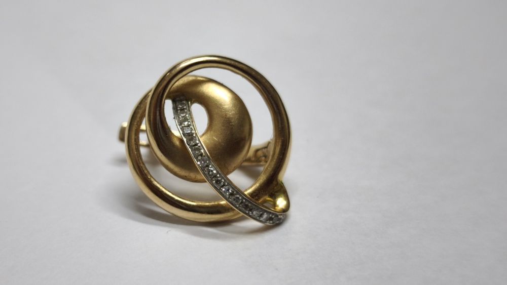 Серьги с бриллиантами