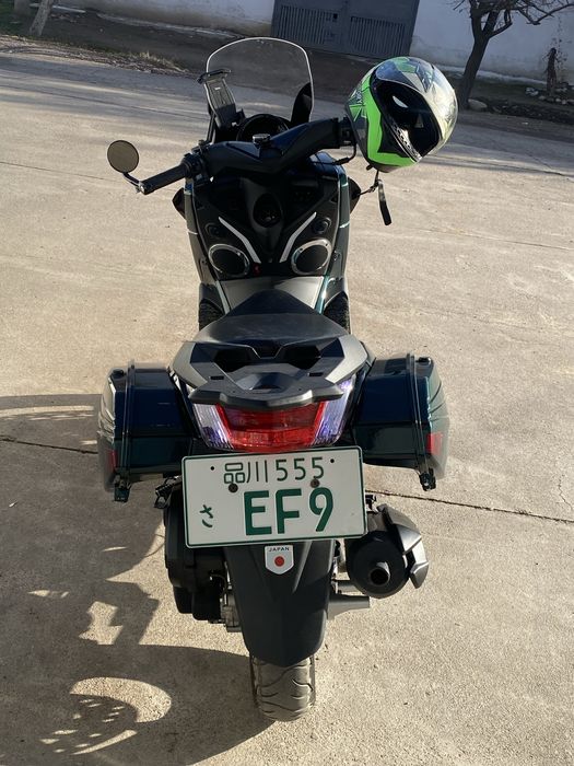 Продается скутер YAMAHA N Max155