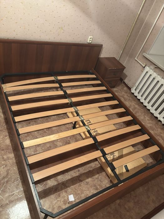 Спальный гарнитур