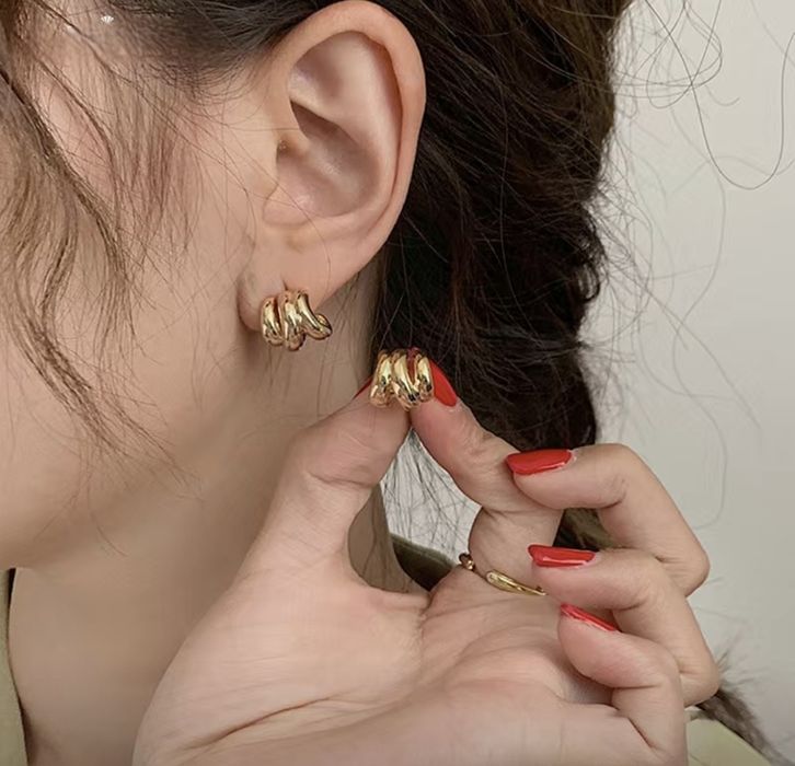 Продам Сережки серебро