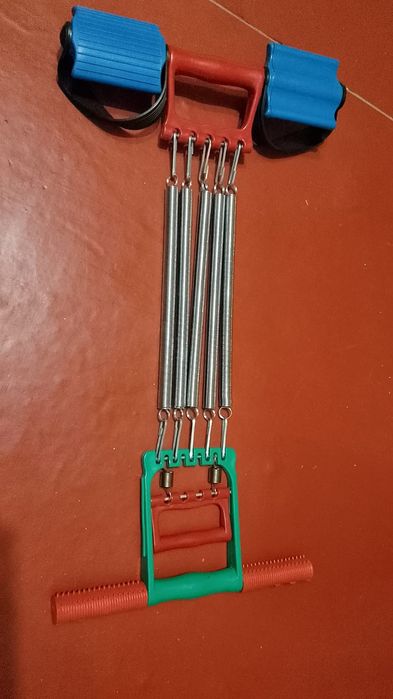 Продам эспандер срочно