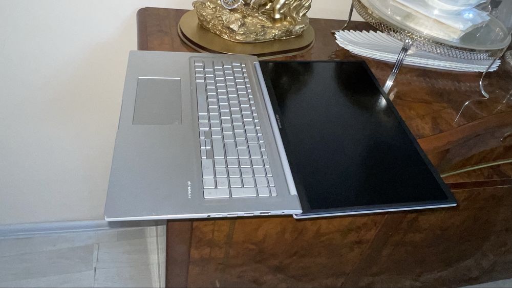 Vivobook для учебы и работы