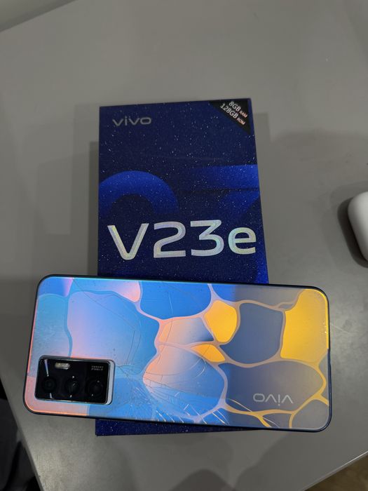 Vivo v23e.