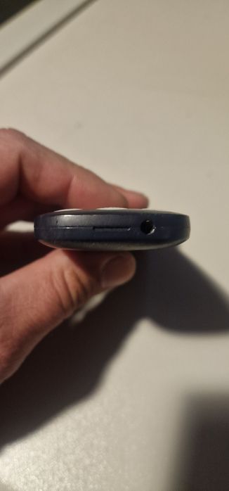 Vând Nokia 3310 (model 2017), pentru piese,  fara baterie
​Stare: Se